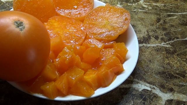 Томат Оранжевый Монстр Фледхед - сплошная оранжевая мякоть без семян! №1128. 2023 год. смотреть онлайн