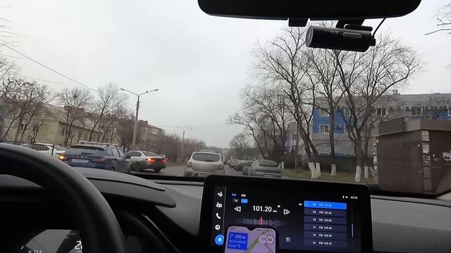 До обеда в такси, после — семья. Встретил сына на  Амбер А5