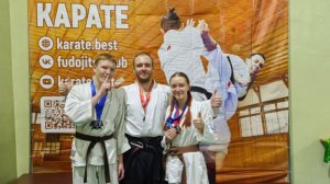 Региональные соревнования по традиционному карате. Наша доча- настоящий боец!