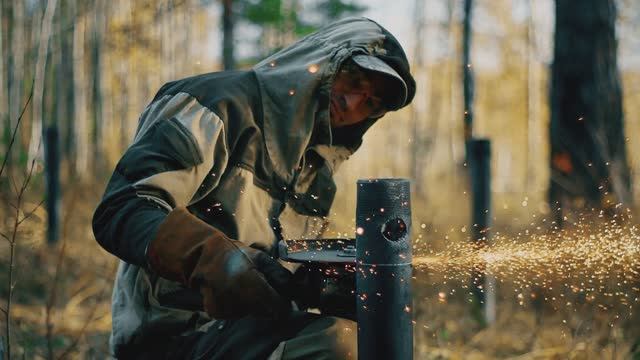 Монтаж винтового фундамента