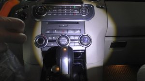 Замена ручек управления климатом на Land Rover Discovery 4 Ленд Ровер Дискавери 4 2011