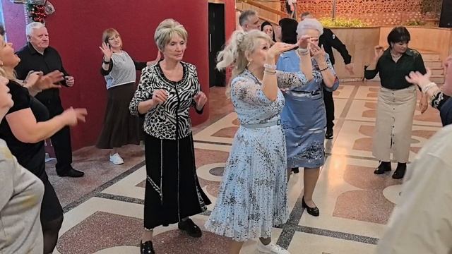 Не дай мне уйти одной... 20.12.25... смотреть онлайн