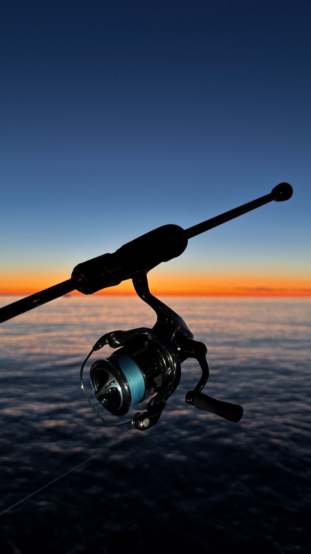 Че, телефон в руках держишь? 😉😁 смотреть онлайн