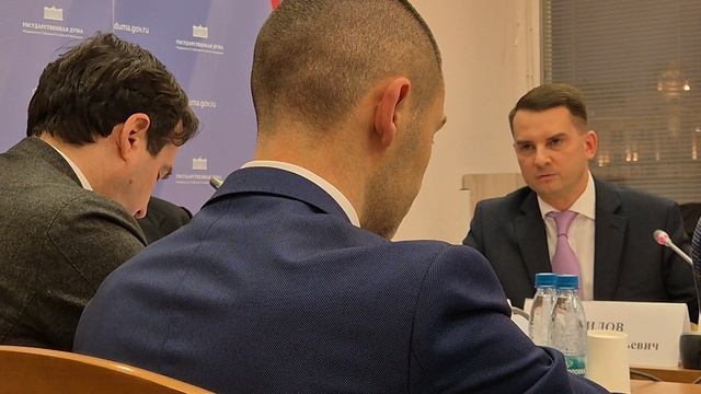 ГД. Круглый стол "Актуальные проблемы при совершении сделок с недвижимостью" (3) смотреть онлайн