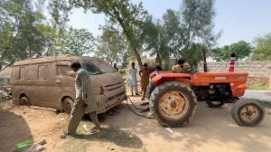 Восстановление протектора легковой шины + мойка ОООЧЕНЬ грязной машины.