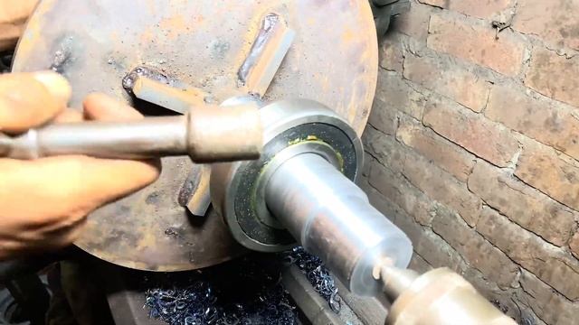 Пакистанские механики построили тестомесильную машину весом 100 кг в местной мастерской смотреть онлайн