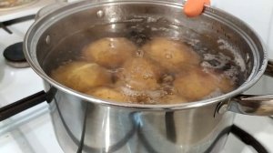 Как сварить картошку в мундире