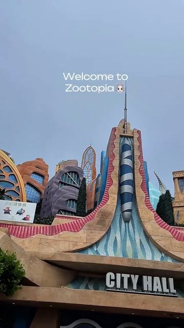 Zootopia - самая яркая и интересная зона в Диснейленде Шанхая#disneyland #shanghai #zootopia смотреть онлайн
