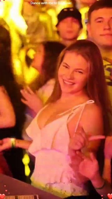 Молодость и Красота восхищают всегда! смотреть онлайн