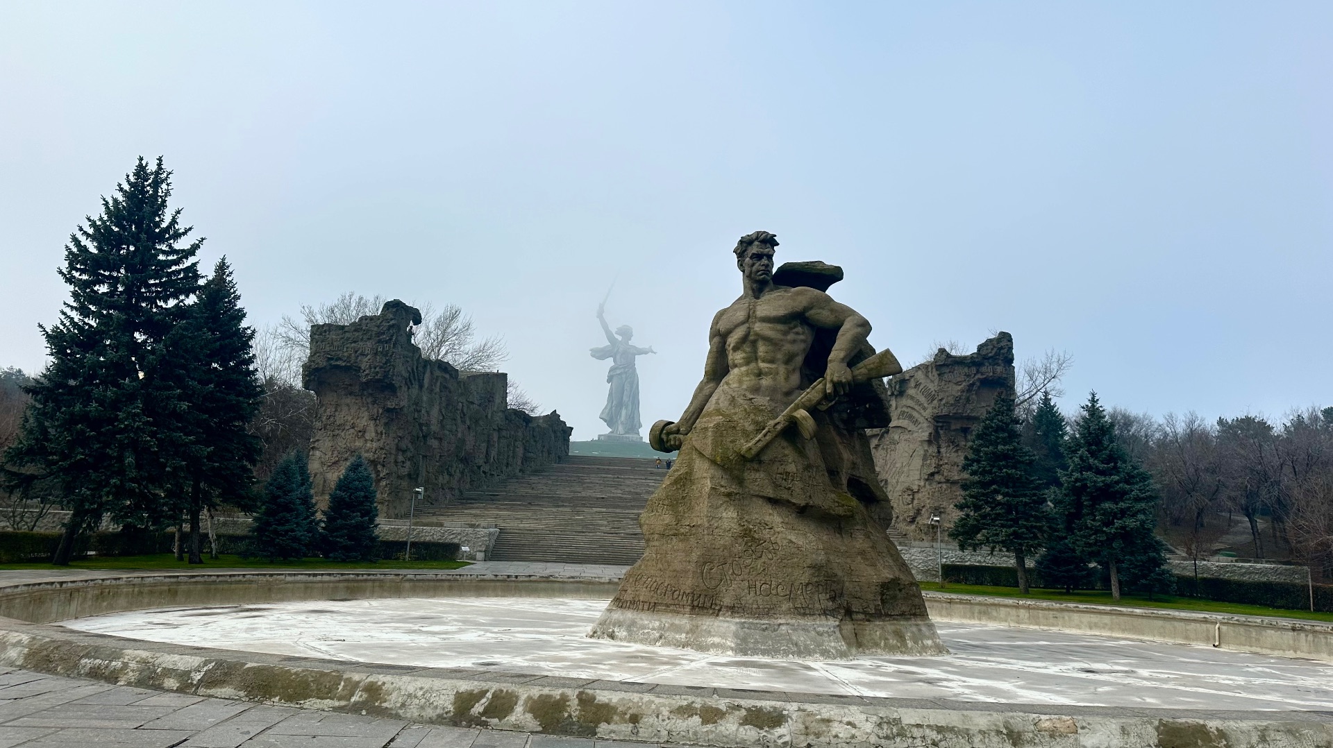 Мамаев курган. Волгоград смотреть онлайн