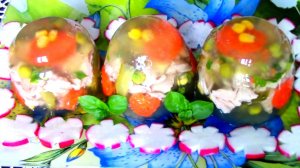 Нежное куриное заливное.