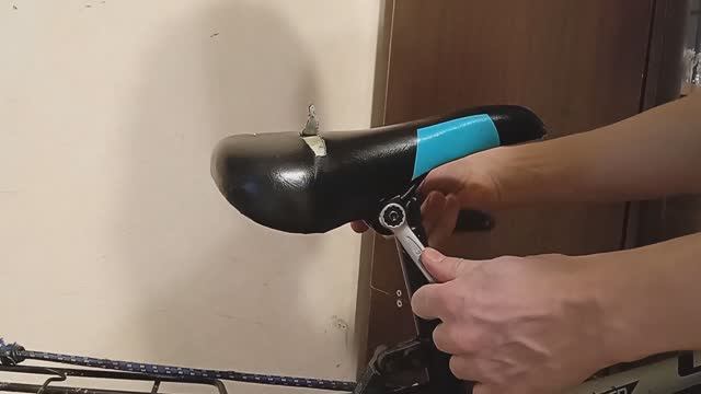 Замена сиденья на велосипеде смотреть онлайн