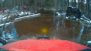 Танк 300 на легком бездорожье в Любытино