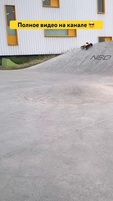 Arrma Talion 6s Jumping At Skate Park. Катаем скейт-парке. #rccar #arrma #talion #skatepark #jumping