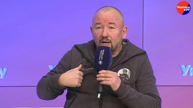 «Победит тот, кто помнит, как стрелять» — Шейнин о будущем войн без интернета смотреть онлайн