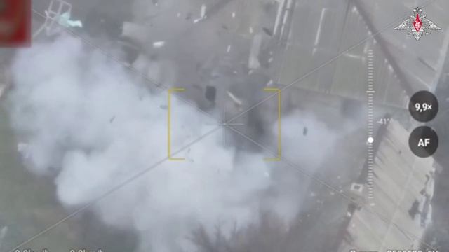 Кадры боевой работы подразделений 1435-го мсп в ходе освобождения н.п. Светлое смотреть онлайн