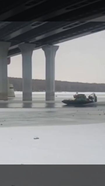 Очередная катастрофа на реке, лодка перевернулась.. Будьте осторожны ⚠️ смотреть онлайн