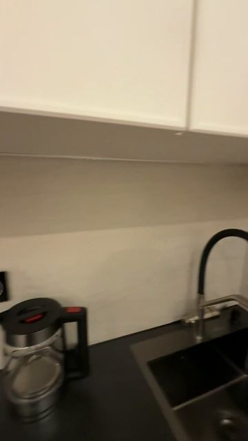 Новоостаповская 20