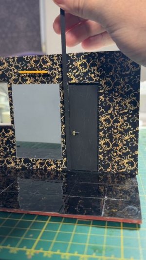 Делаем дверь в миниатюру