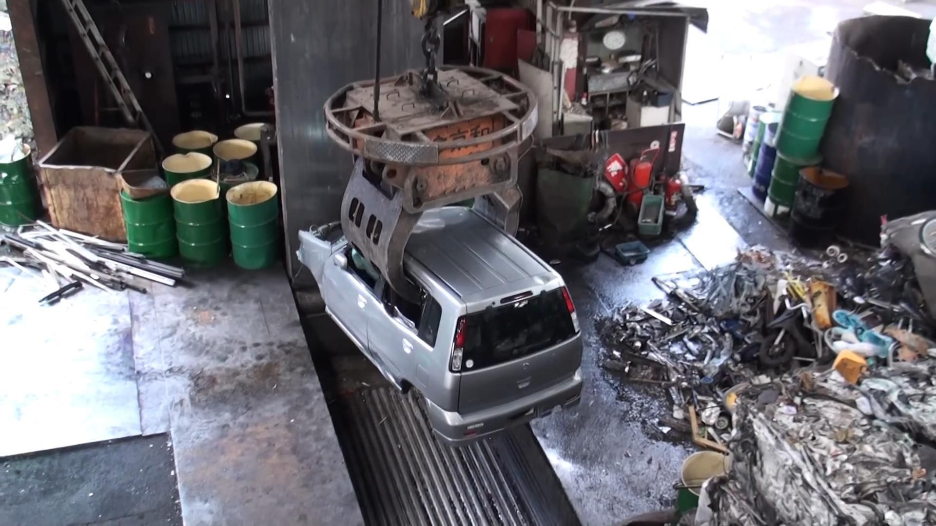 Был автомобиль ... стал брикет смотреть онлайн