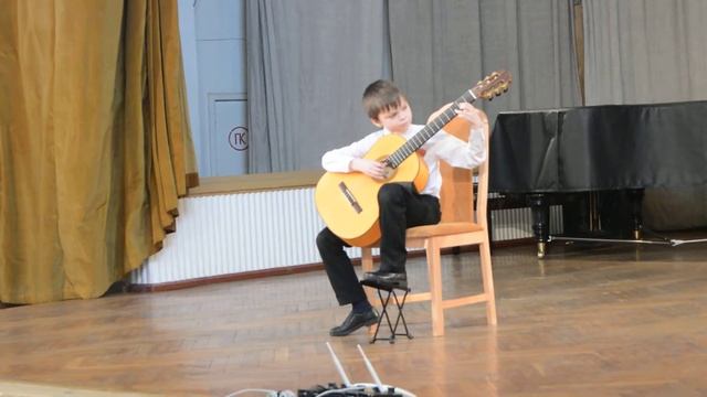 Виталий Хорошилов. Й. Кюффнер - Сонатина 3ч, Ю. Смирнов - Танец каблучков