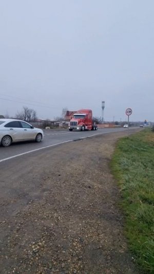 в продаже Красный зверь Петербилт с детройтом 550 л.с