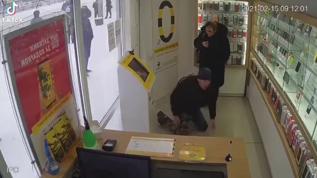 что у вас тут происходит смотреть онлайн