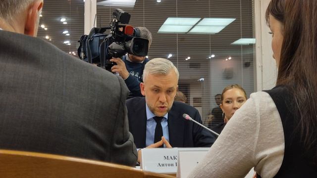 ГД. Круглый стол "Актуальные проблемы при совершении сделок с недвижимостью" (7) смотреть онлайн