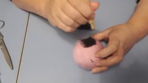 Валяю ёлочные шарики с рисунком. Сухое валяние.