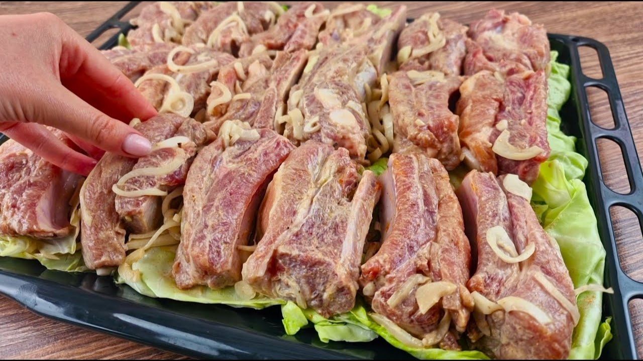 ИДЕАЛЬНЫЕ свиные ребрышки в духовке! Свиные Ребрышки в духовке. Нежные И Сочные. Простой рецепт. смотреть онлайн