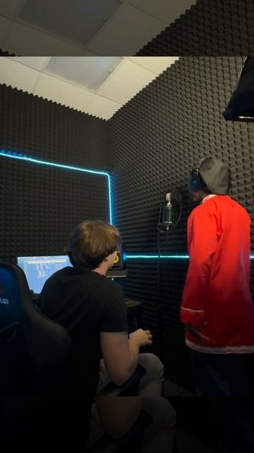 Как записываем треки 🤣🤣🤣🤣