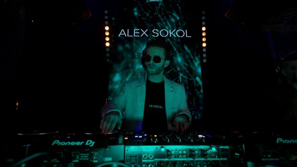 Alex Sokol - TREFF8 dj set [28/11/2025]