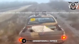 Зачетный прыжок из кузова пикапа ВСУ на полном ходу