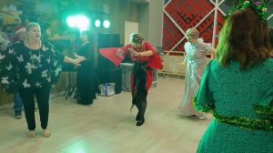 20 декабря.Вдоль по улице широкой....