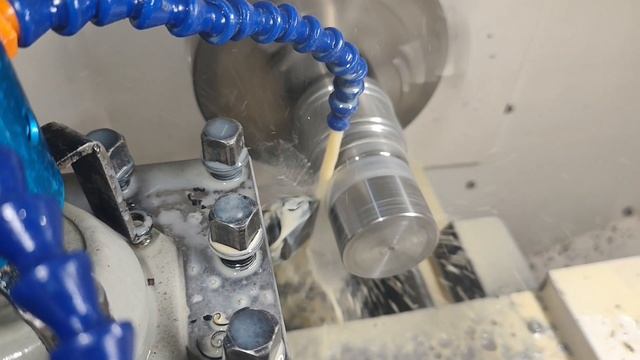 ЧПУ обработка на токарном станке