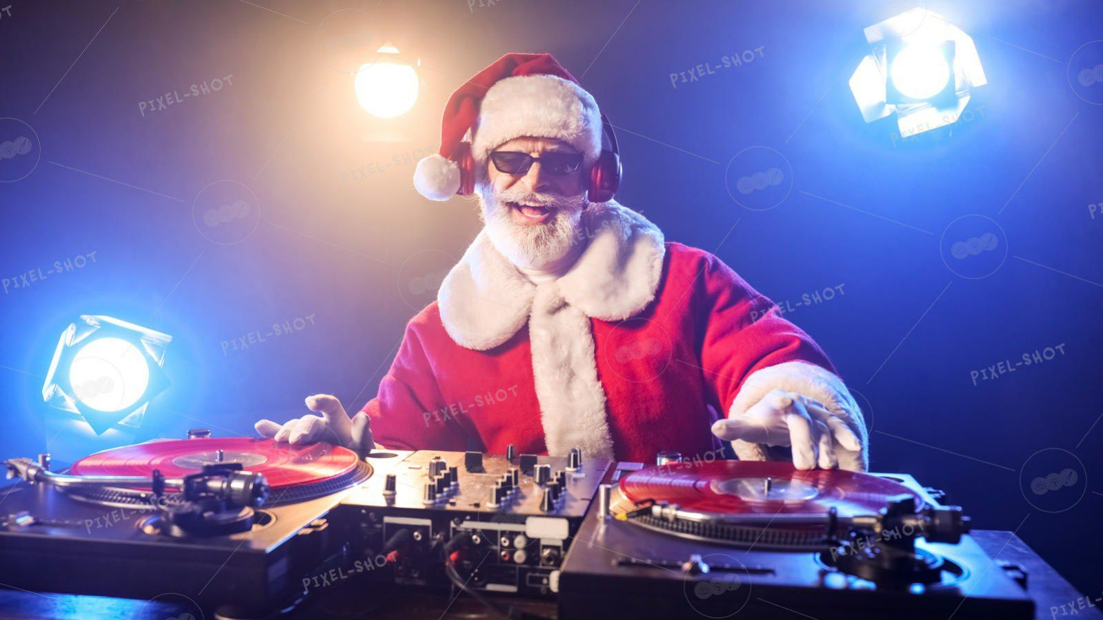 Новогодние песни: мадригалы, гимны, колядки (2024)