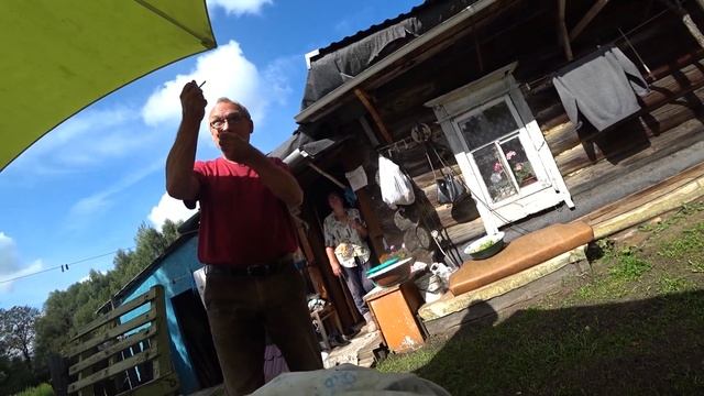 Как живут ПОСЛЕДНИЕ ЖИТЕЛИ.Здесь было всё для жизни! Работа, колхоз, фермы, школа, магазин, церковь.