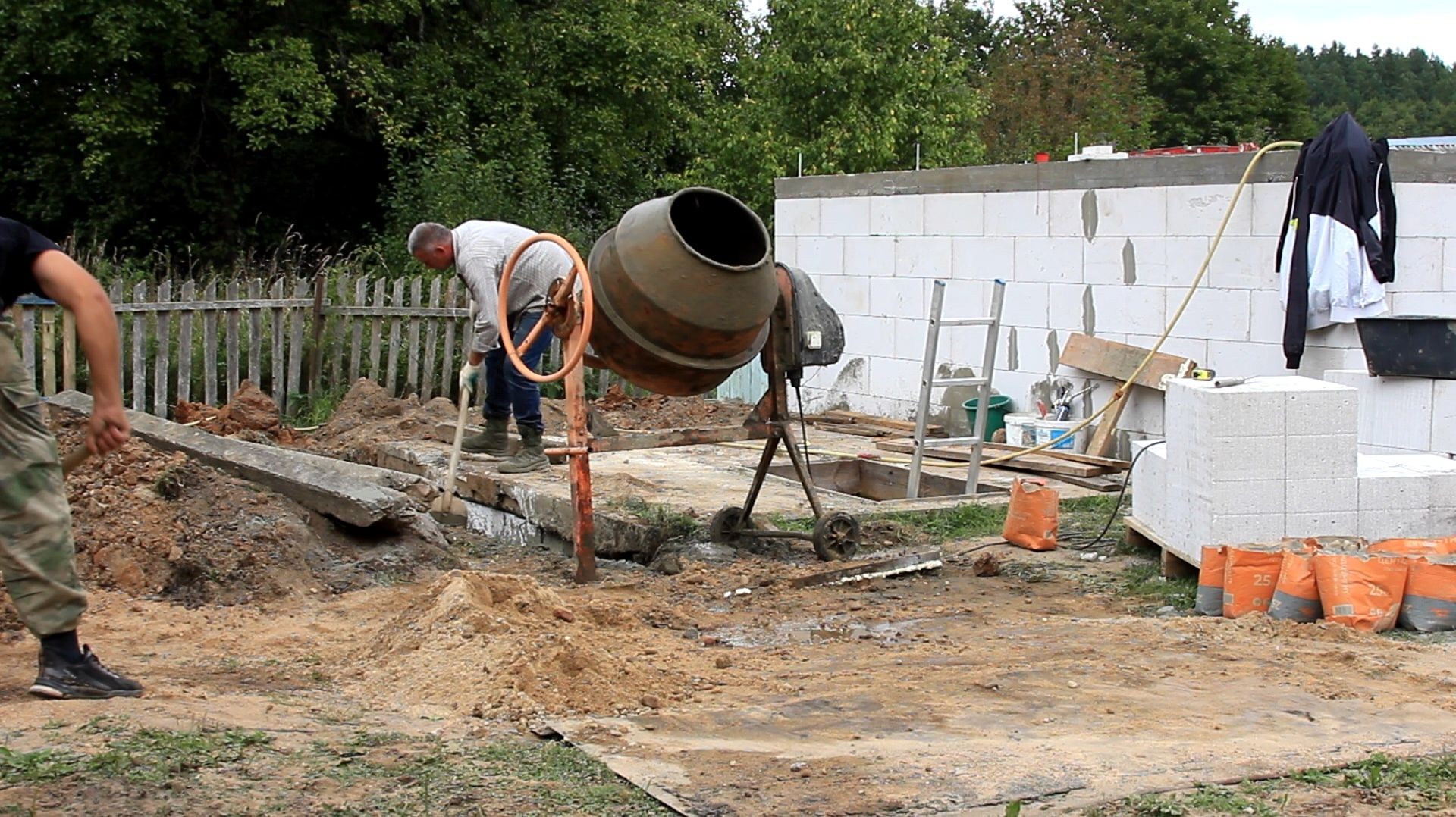 Мы думали, что форс-мажорные обстоятельства уже позади... Но это не так. смотреть онлайн