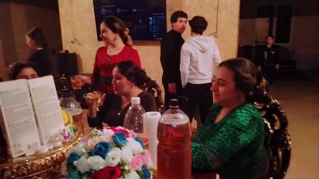 день рождения Рустама 35 смотреть онлайн