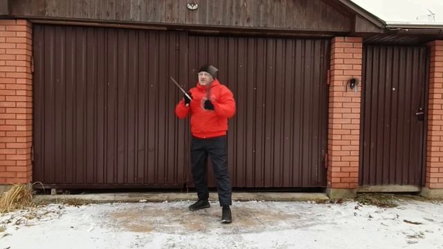 Упражнения с мечами-бабочками Вин Чун в деревне (10)