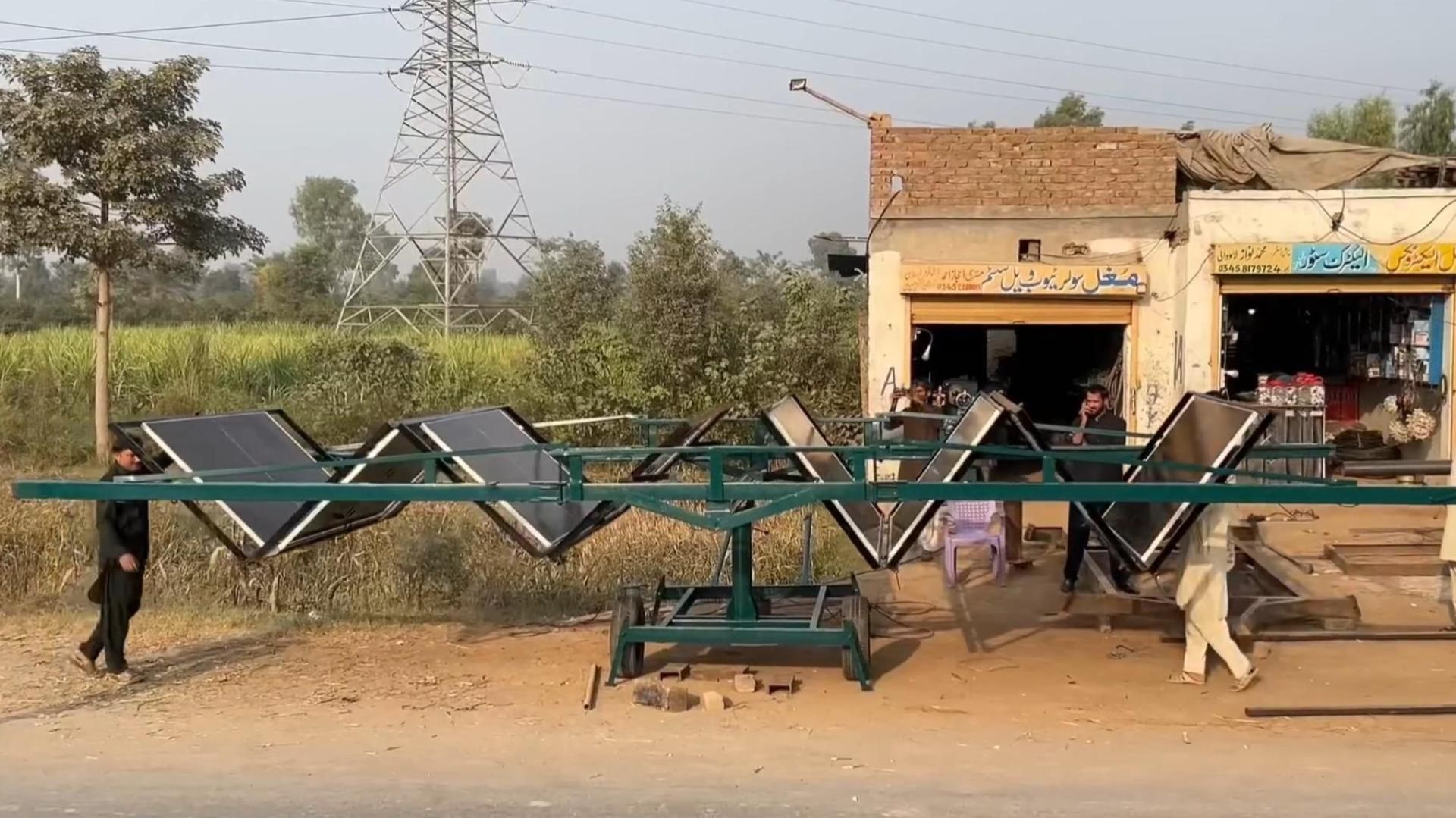 Передвижная, раскладная тележка для солнечной батареи смотреть онлайн