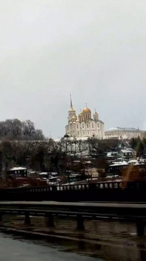 Мы во Владимире 👍 в белой кофте моя сестрёнка Марина и тетя Катя 💓  #встречассестрой #встречасродн