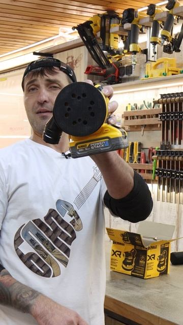 Эксцентриковая орбитальная шлифовальная машина DEWALT DCW210N-XJ смотреть онлайн