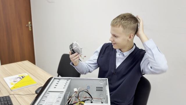 Системный администратор визитка курса смотреть онлайн