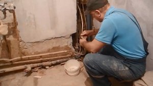 Своими руками прячем трубы в стены, в ванной комнате ч.1