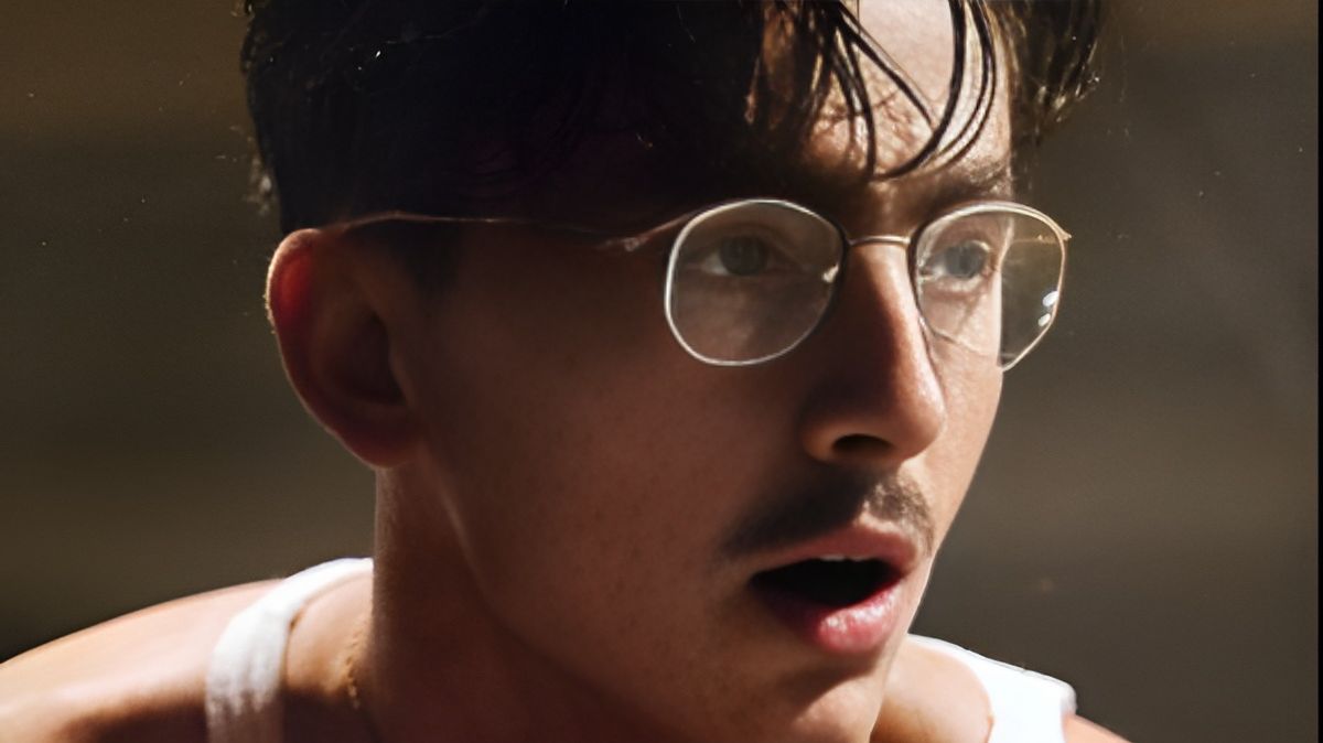 Марти Великолепный Marty Supreme 2025 смотреть онлайн