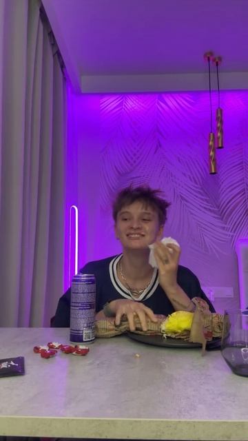 Я не могу с нас 🤣😭 смотреть онлайн