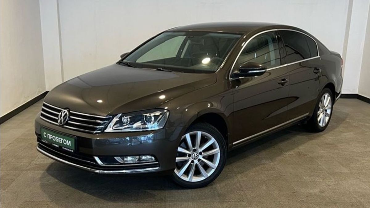 Volkswagen Passat B7, 2012 смотреть онлайн