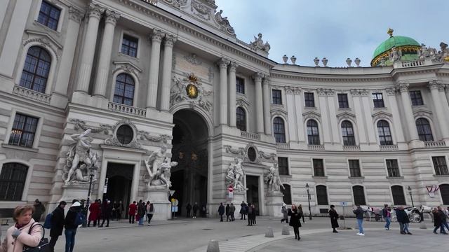 Прогулка по Вене город который строил Европу 🚶✨ смотреть онлайн