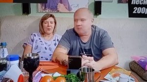 "Суперсын" не знает сколько лет вместе живут его родители .Позор !